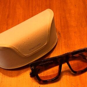 TOM FORD SUNGLASSES